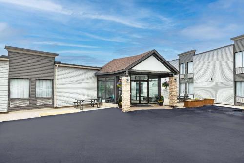 Travelodge by Wyndham Miramichi New Brunswick