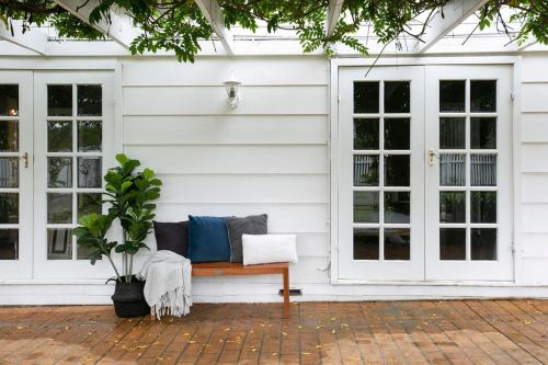 Hideaway Cottage - Your Southern Highlands Escape in Moss Vale