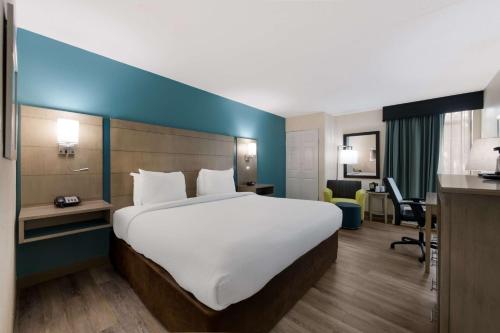 Best Western Hampton Coliseum Inn - image 11