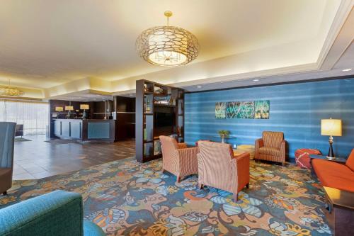 Foto - Best Western Plus Midwest Inn