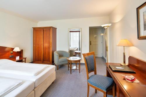 room detail thumbnail 0