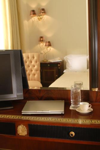 Acropolis Museum Boutique Hotel - image 14