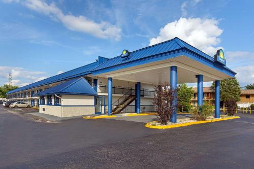 Days Inn by Wyndham Knoxville North in Knoxville, USA