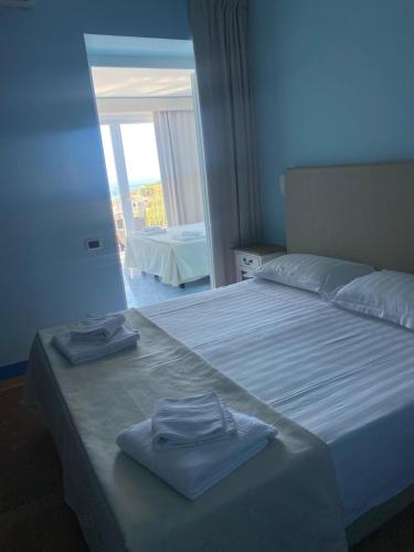 Hotel Borgo Cacciatori 4