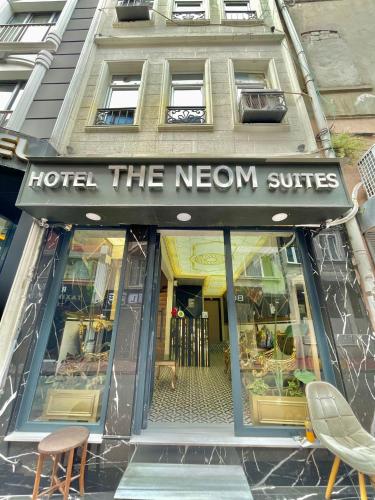 HOTEL THE NEOM SUITES