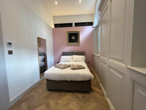 Star London Uxbridge Road 2-Bed Haven