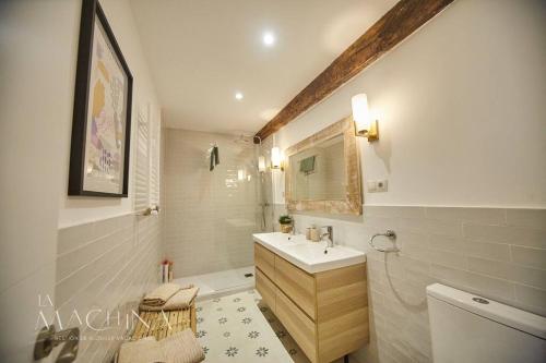 Two-Bedroom Apartment image 4