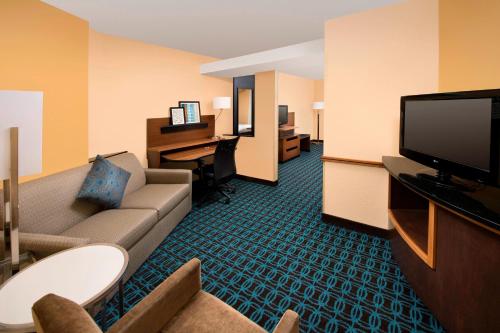 Fairfield Inn & Suites Weatherford