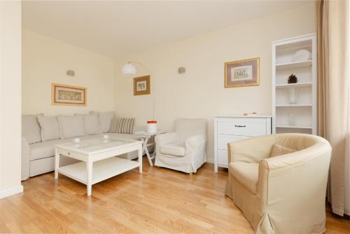Warsaw City Center Żurawia by Noclegi Renters, Varsovia