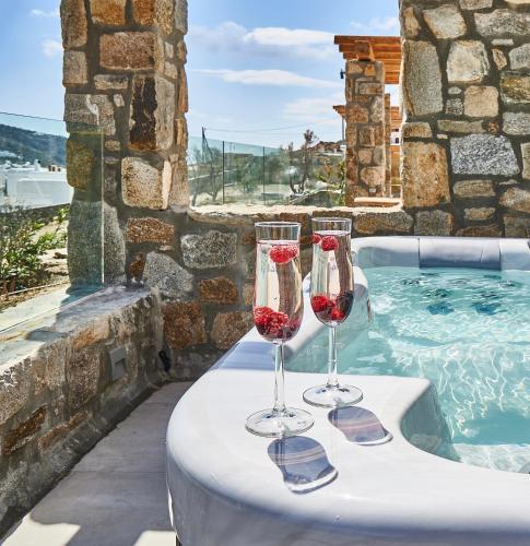 Due Mari Mykonos Room Type - Suite with Hot Tub