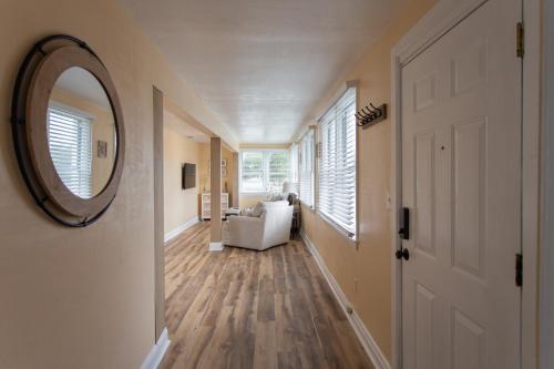 NEW Listing! Centrally Located Property! Close to Everything! in Jacksonville Beach, USA