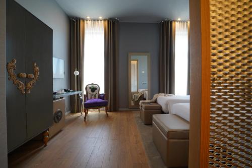 987 Design Prague Hotel - image 2