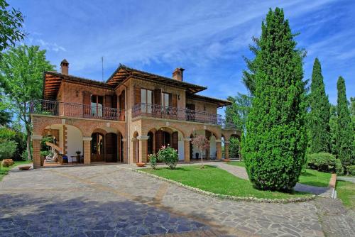 Villa Lauretana by PosarelliVillas