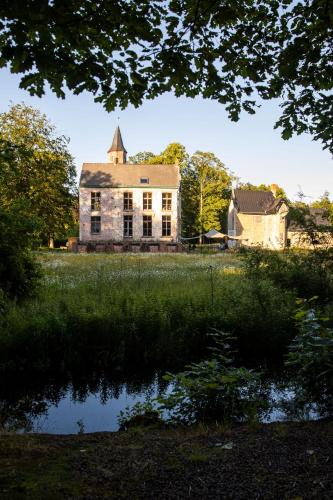 Treehouse 'Morgenrood' Ryckevelde 1451