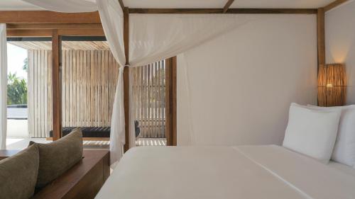 484553524 KA BRU Beach Boutique Hotel