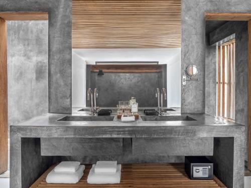 484553568 KA BRU Beach Boutique Hotel