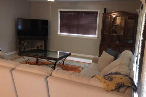 Cheerful 3 bedroom 2 bathroom home in Durant, USA