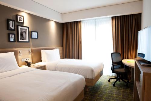 Hampton By Hilton Dortmund Phoenix See - image 13