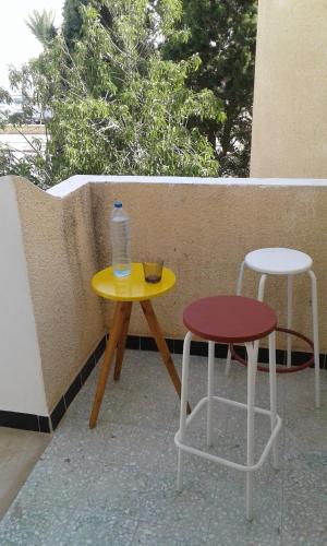 Duplex pied dans l'eau avec magnifique vue sur mer