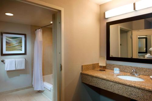 Courtyard by Marriott Jackson - image 12