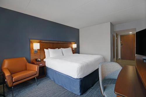 Courtyard by Marriott Chicago Elmhurst/Oakbrook Area