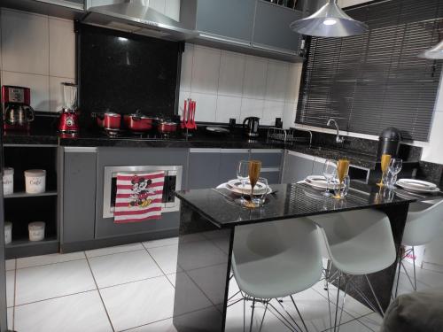 Gray house 1 - Londrina JD. Santiago photo 4