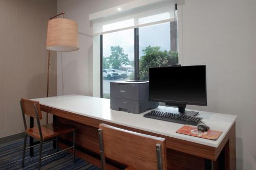Holiday Inn Express & Suites Roanoke Rapids an IHG Hotel - image 7