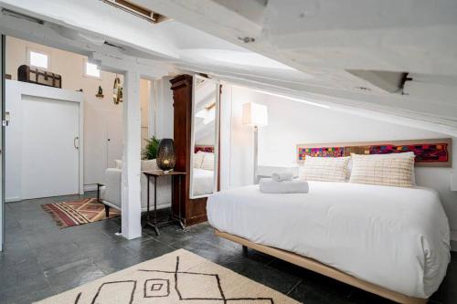 Beautiful central attic-Malasaña-Gran Vía-FUEN42