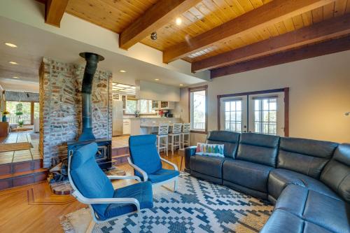 Meadow Vista Mountain Escape w/ River Views! in Colfax (CA)