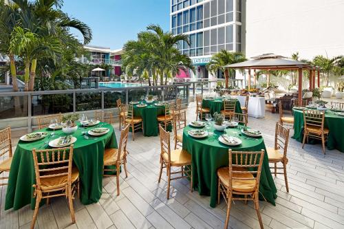 The Gabriel Miami Downtown, Curio Collection by Hilton