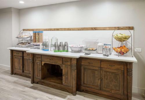 Hampton Inn Austin - Round Rock - image 7