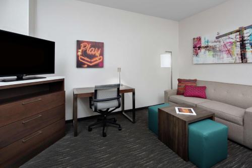 Homewood Suites By Hilton Nashville-Downtown