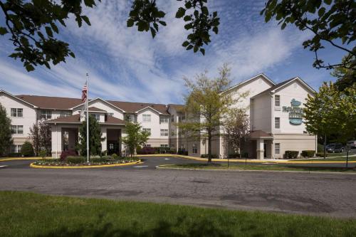 Homewood Suites by Hilton Newark-Cranford