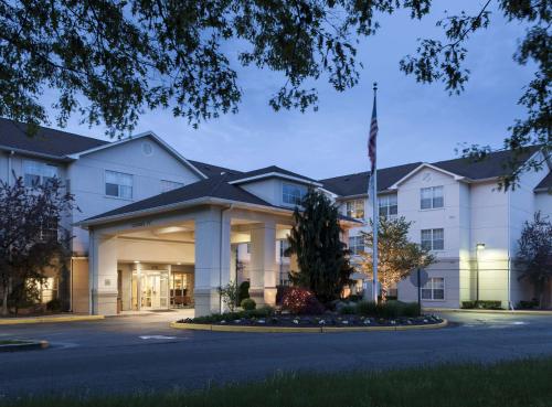 Homewood Suites by Hilton Newark-Cranford