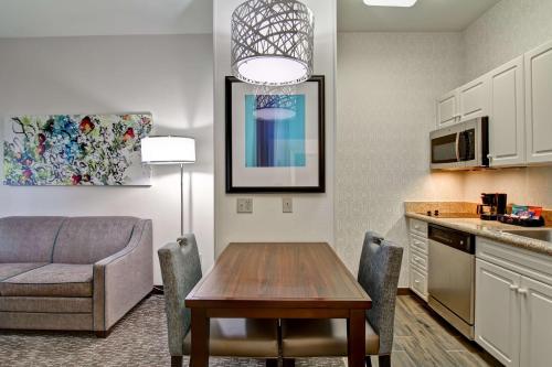 Homewood Suites By Hilton Newark-Cranford