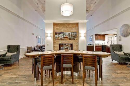 餐飲選擇, Homewood Suites by Hilton Newark-Cranford in 新澤西州克蘭福德