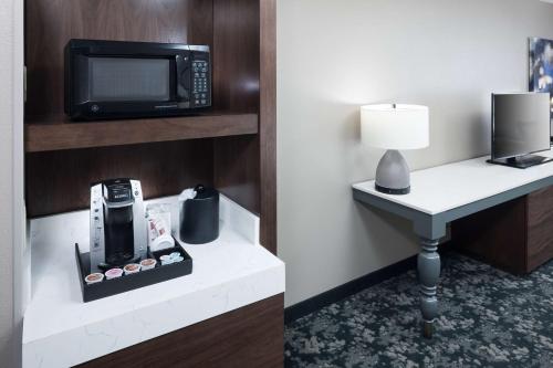 Hilton Garden Inn Nashville Vanderbilt - image 6