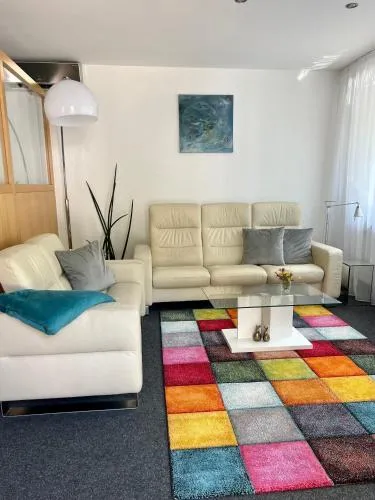 Modern Private Apartment Feldkirch with Kitchen, WiFi & Parking in Feldkirch, Österreich