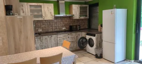 Gemütliche Wohnung OB12-EG- Wildpark Mainz in Mainz, Deutschland