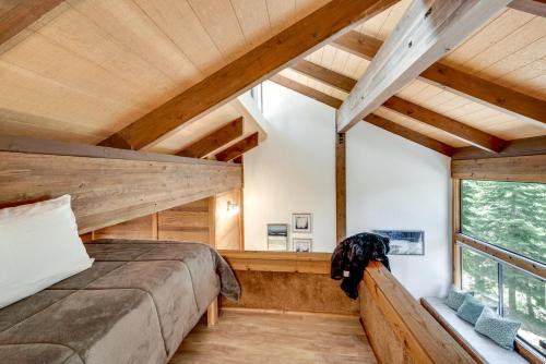 Classic Truckee Condo 1 Mi to Northstar! - image 10