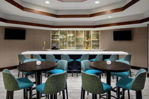 DoubleTree Suites by Hilton Charlotte/SouthPark