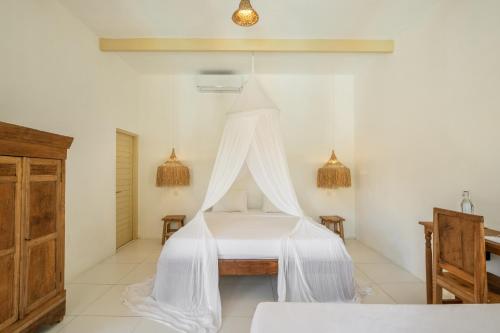 The Warm Sun - Bingin – Uluwatu, CO