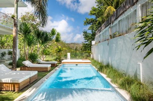 The Warm Sun - Bingin – Uluwatu, CO