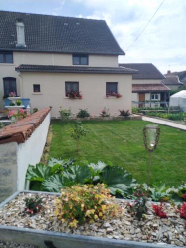 A la maison du Bonheur - Chambre d'hôtes - Lanty-sur-Aube