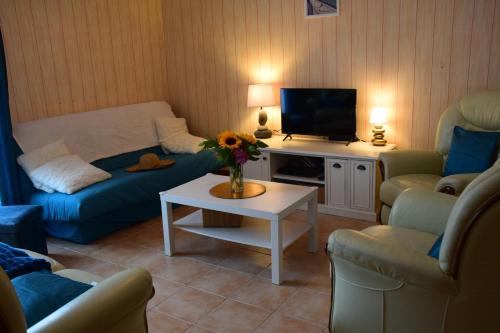 Koplietošanas atpūtas telpa ar TV, Baie du Mont Saint Michel, optez pour notre "Plan Baie" in Senžanletomasa