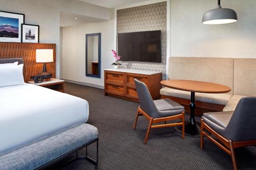 Winfield King Suite image 2