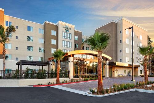Exterior view, Homewood Suites by Hilton San Diego Mission Valley Zoo in Mission Valley East