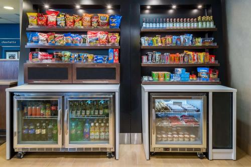 Hampton Inn Charlotte University Place - image 9