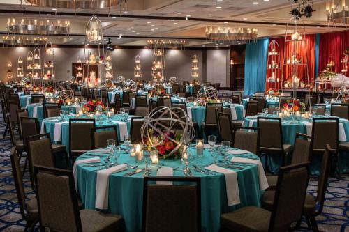 會議室/宴會廳, Hilton Bellevue in 貝爾維尤(WA)