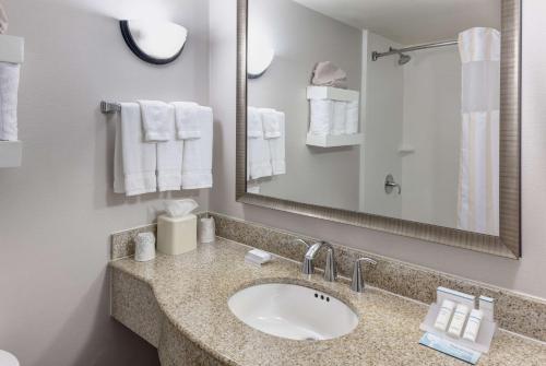 2 bedrooms, 2 beds